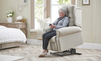 Opera® Talitha Riser Recliner Chair